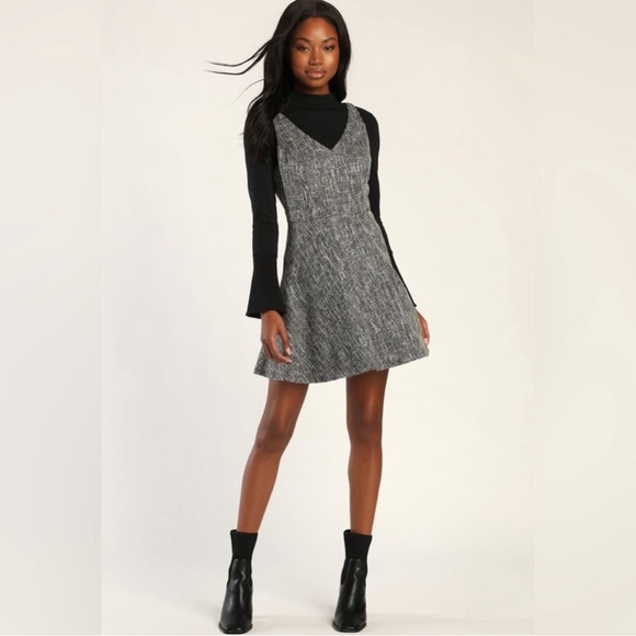 💛 bundle for $17- Classy Grey Boucle Skater Mini Dress - Picture 3 of 6